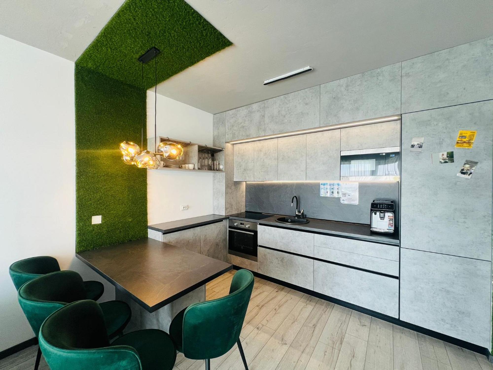 The Silver Grove Oradea Exterior foto